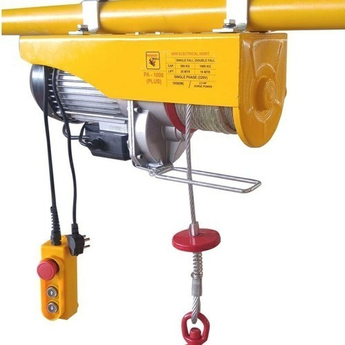 Small electric winch